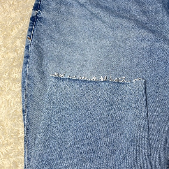 NEW Good American
Good Legs High-Rise Stretch Straight Ankle Jeans - Picture 3 of 8